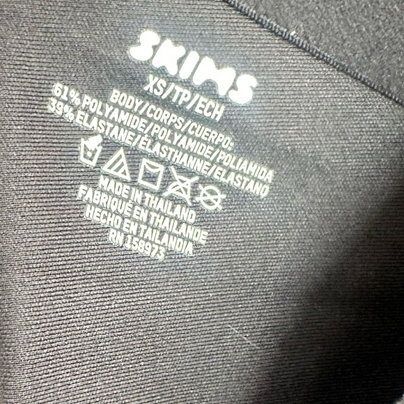 SKIMS BODY LEGGINGS SIZE XS, BRAND NEW - Picture 4 of 4
